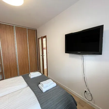 Apartman Al-dom Ogrodowa Bocianie Gniazdo Z Garazem *