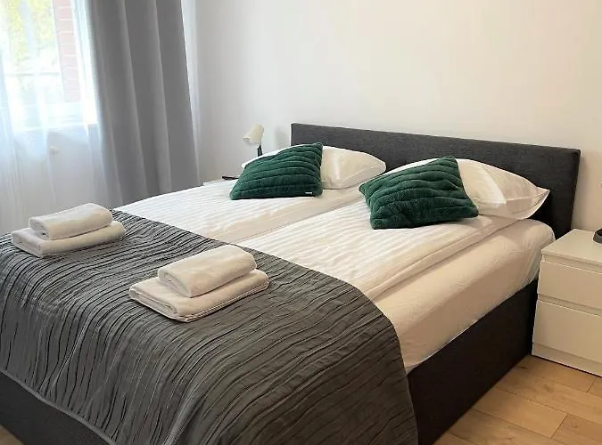 アパート Al-dom Ogrodowa Bocianie Gniazdo Z Garazem *