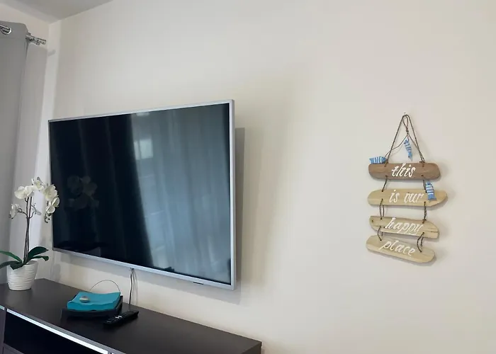 Al-dom Ogrodowa Bocianie Gniazdo Z Garazem アパート